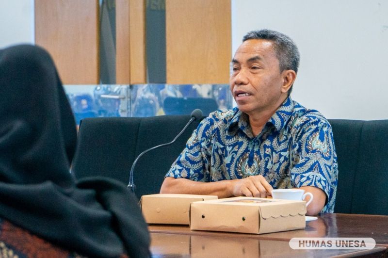 Profesor sekaligus Direktur Lembaga Labschool UNESA, Sujarwanto menekankan bahwa peningkatan mutu sekolah dimulai dari peningkatan kualitas pembelajaran di kelas sebagai daput inti dari proses pendidikan.
