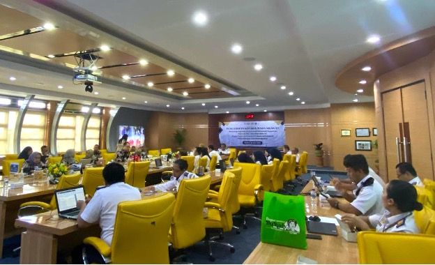 Puluhan dosen PPI Madiun mengikuti pelatihan penyusunan borang akreditasi Instrumen Suplemen Konversi (ISK) yang difasilitasi tim dosen atau GPM FIP UNESA.